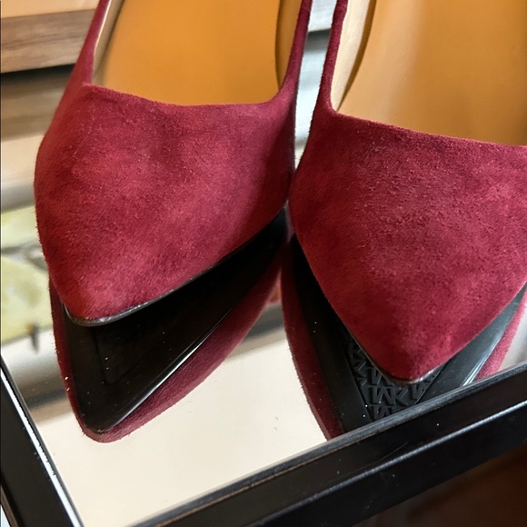 MICHAEL Michael Kors Burgundy Heels - Picture 4 of 10